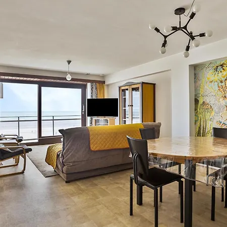 Les Glaieuls 0201 Apartment